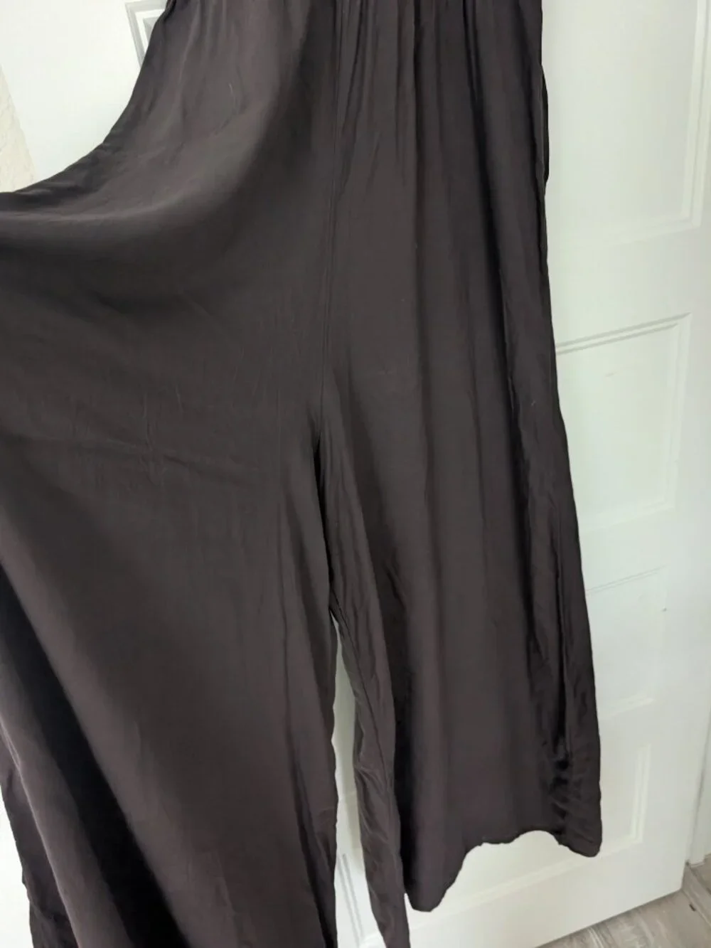 Natural Life Smocked Wide Leg Jumpsuit Brown Rainbow Embroidery M 100% Rayon - Picture 4 of 4